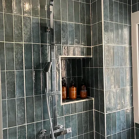 Apartament Family & Pro 3 Bedrooms, Tram, Lille *