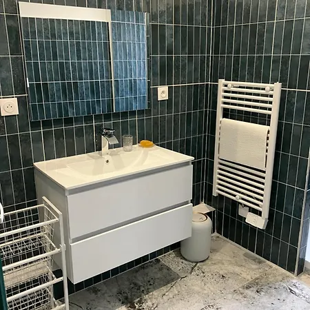 Family & Pro 3 Bedrooms, Tram, Lille Apartament *