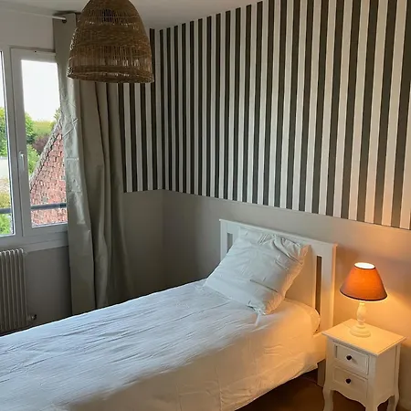 Apartament Family & Pro 3 Bedrooms, Tram, Lille *